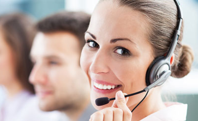 Assistenza clienti ed info su prenotazione e noleggio veicoli